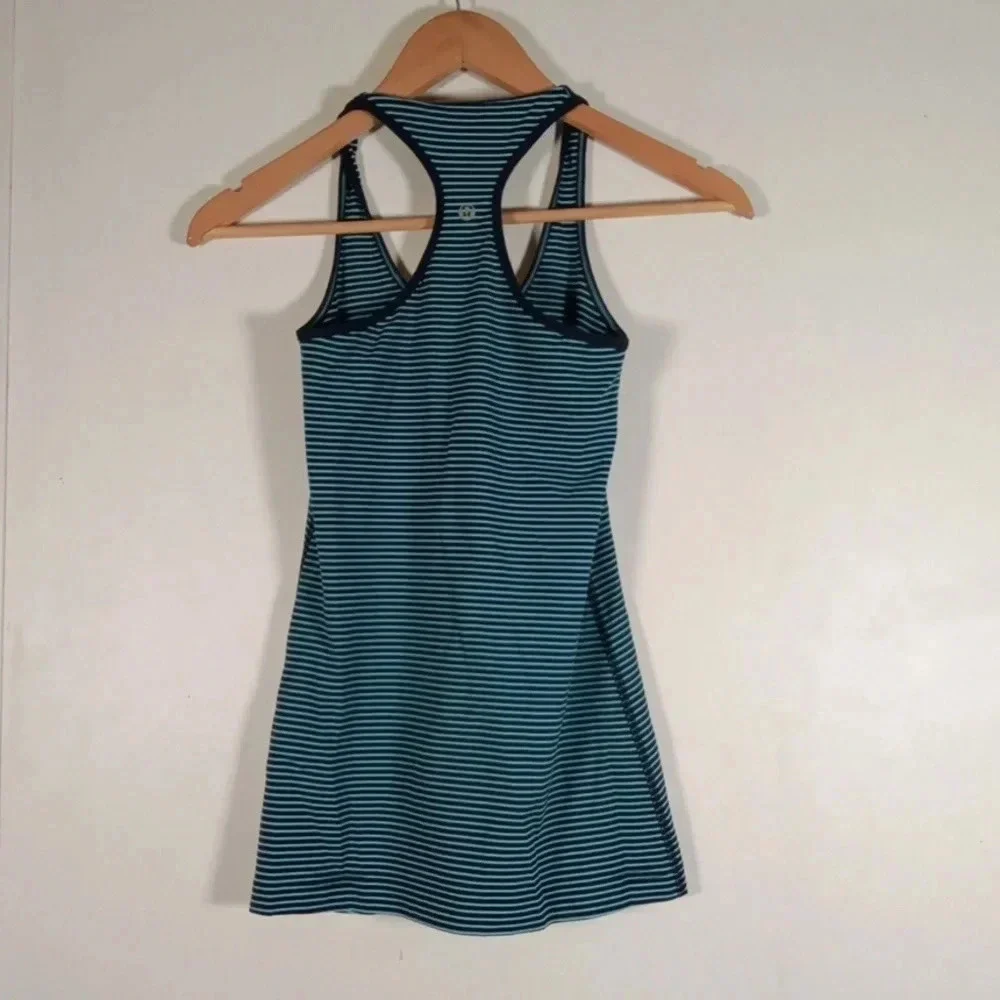 Lululemon Racerback tank top size4 women - Picture 3 of 6